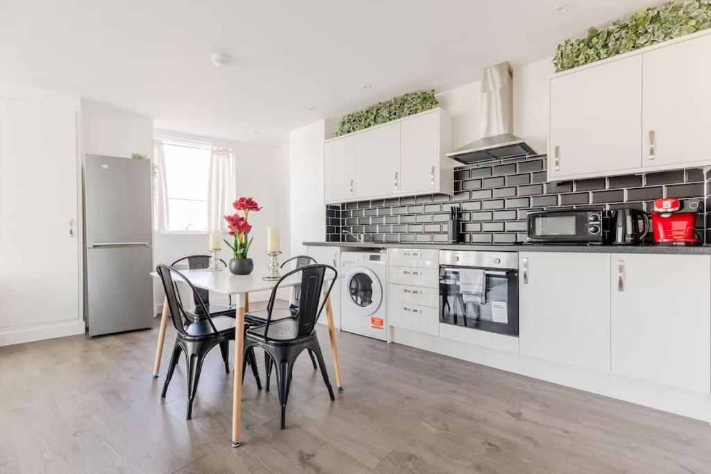 Vertigo Boutique Sleeps 4 London Kingston upon Thames (Greater London) Exterior foto